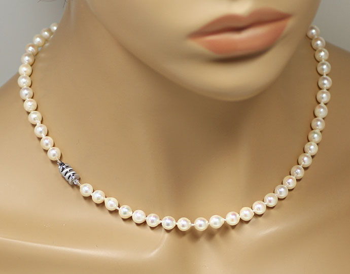 Foto 4 - Schimmernde Akoya Perlenkette mit 585er Weißgold Schloß, R9154