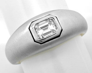 Foto 1 - Emerald Cut Diamant-Ring, Tw Plus Lupenrein, S8869